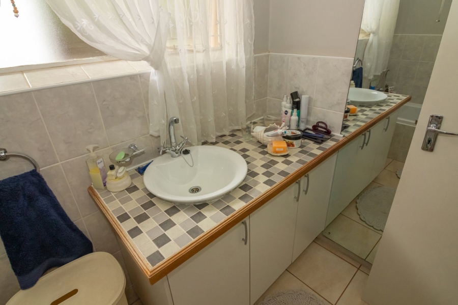 4 Bedroom Property for Sale in Suidrand Free State